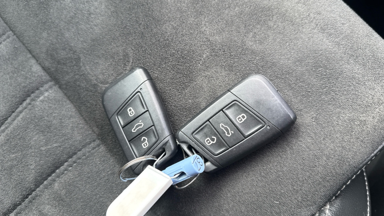 Skoda Karoq 1.5 TSI SE L 5dr DSG Petrol Estate